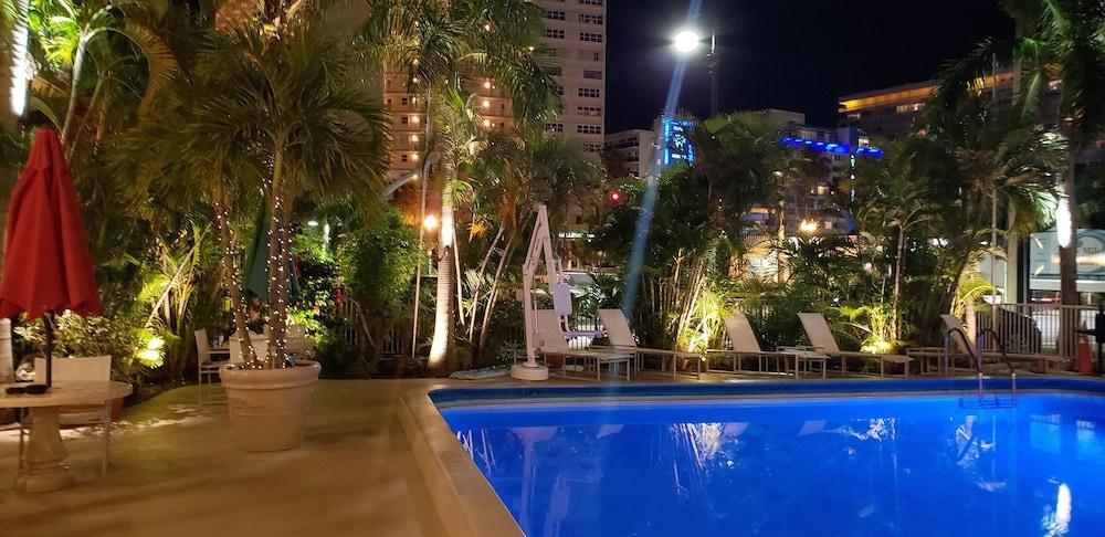 Ocean Mile Hotel Fort Lauderdale Bagian luar foto
