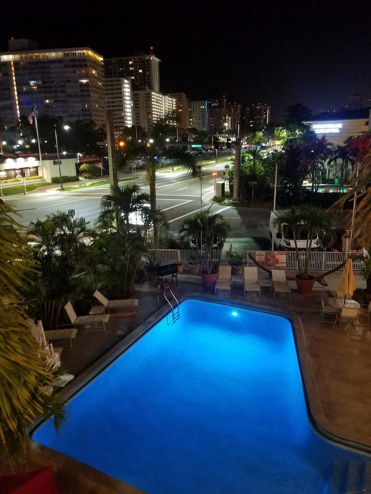 Ocean Mile Hotel Fort Lauderdale Bagian luar foto