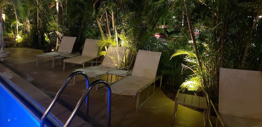 Ocean Mile Hotel Fort Lauderdale Bagian luar foto