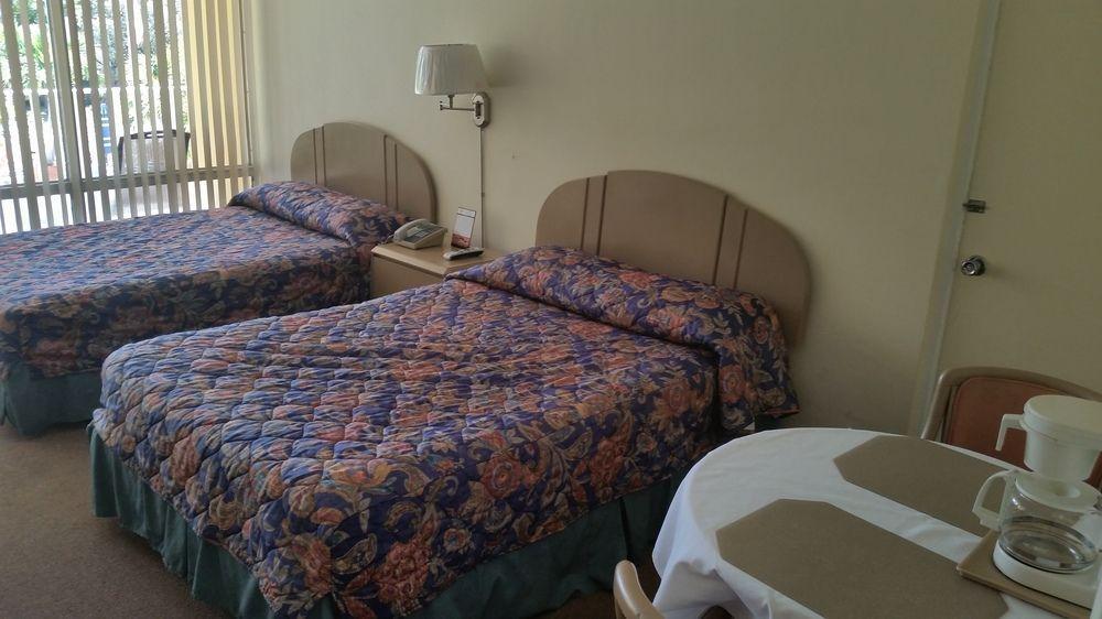 Ocean Mile Hotel Fort Lauderdale Bagian luar foto
