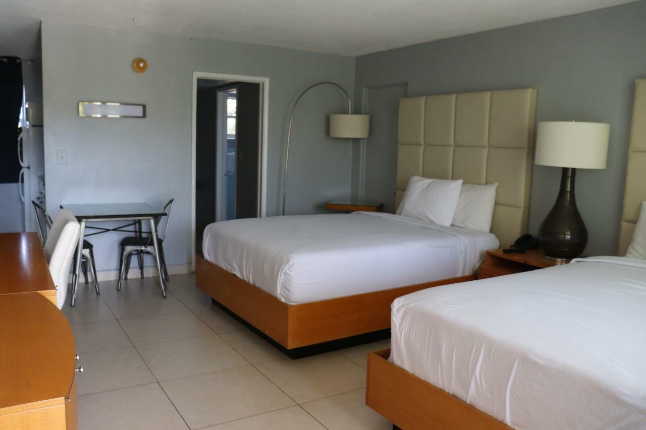 Ocean Mile Hotel Fort Lauderdale Bagian luar foto