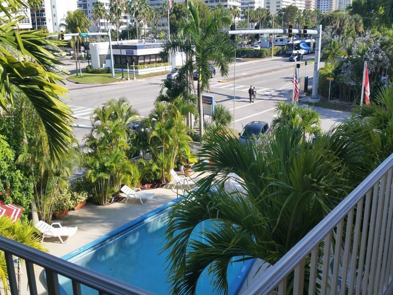 Ocean Mile Hotel Fort Lauderdale Bagian luar foto