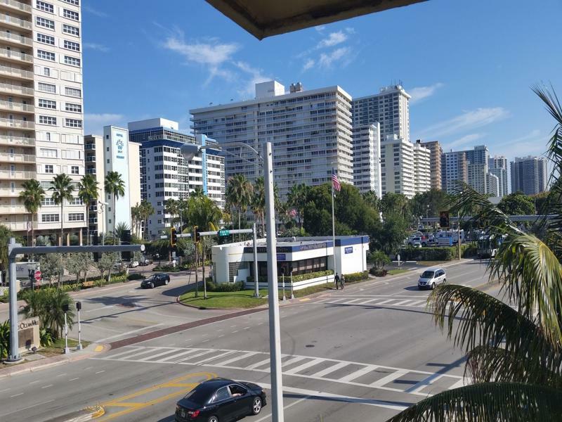 Ocean Mile Hotel Fort Lauderdale Bagian luar foto